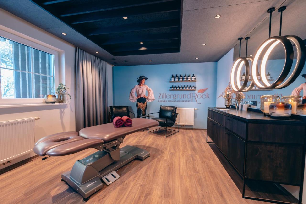 Zillergrundrock Luxury Mountain Resort مايرهوفن المظهر الخارجي الصورة
