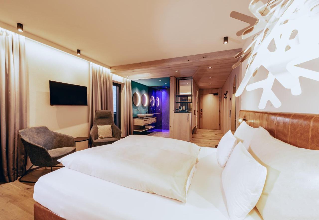 Zillergrundrock Luxury Mountain Resort مايرهوفن المظهر الخارجي الصورة