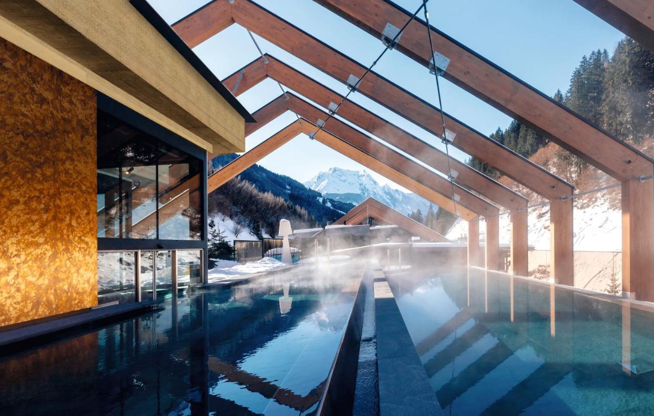 Zillergrundrock Luxury Mountain Resort مايرهوفن المظهر الخارجي الصورة