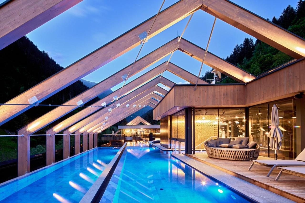 Zillergrundrock Luxury Mountain Resort مايرهوفن المظهر الخارجي الصورة