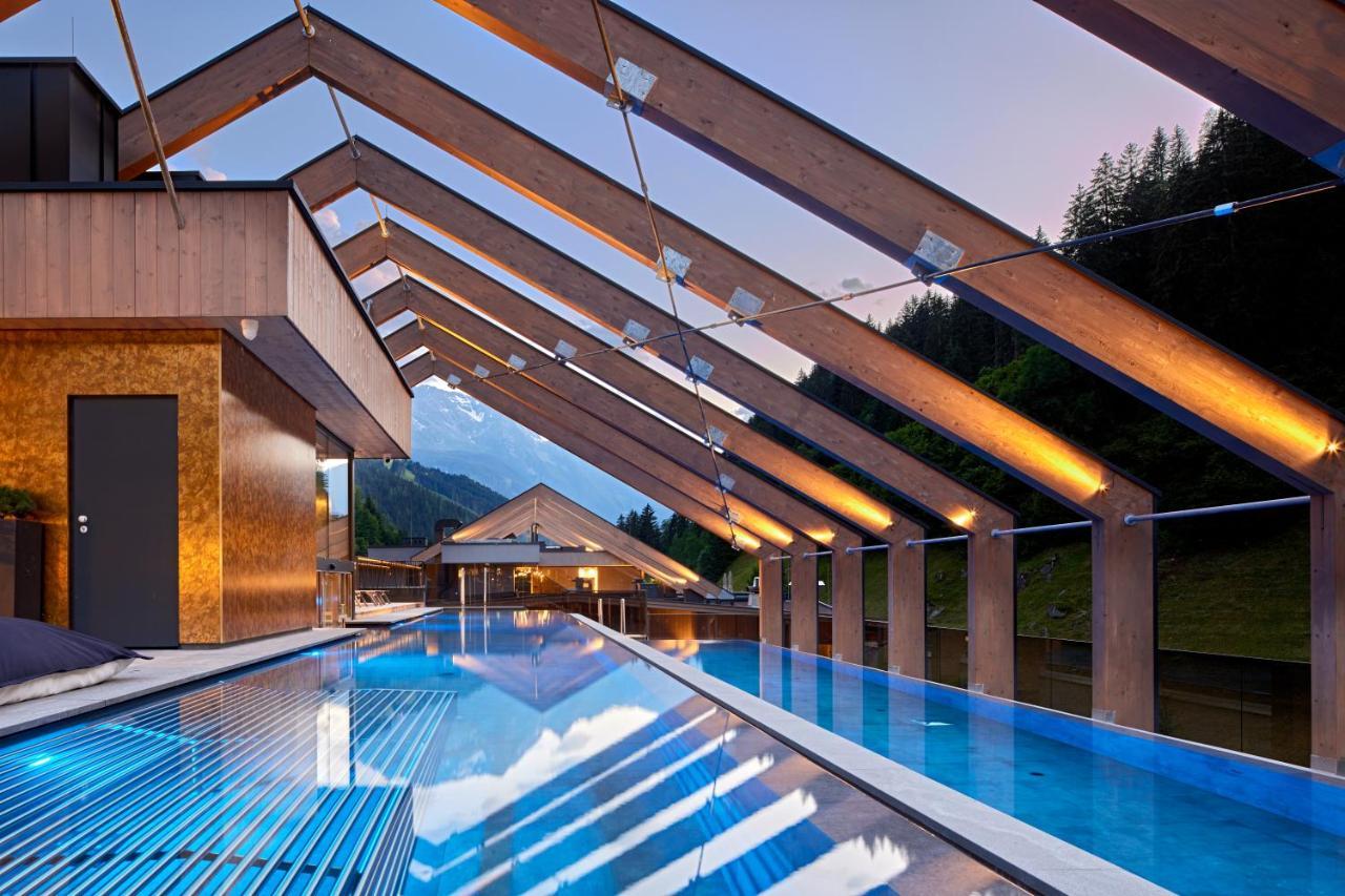 Zillergrundrock Luxury Mountain Resort مايرهوفن المظهر الخارجي الصورة