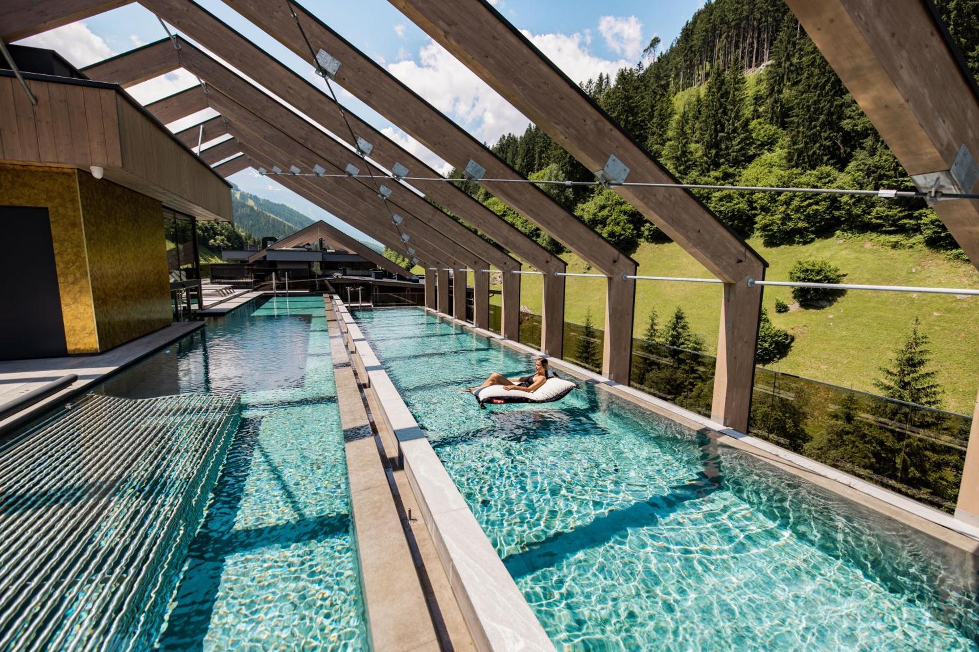 Zillergrundrock Luxury Mountain Resort مايرهوفن المظهر الخارجي الصورة