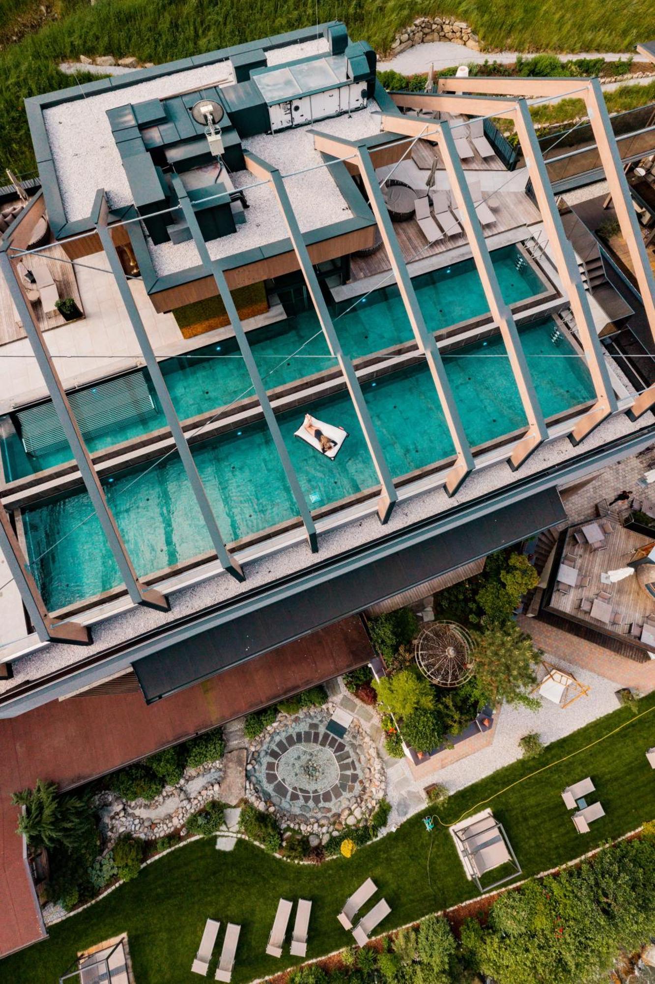 Zillergrundrock Luxury Mountain Resort مايرهوفن المظهر الخارجي الصورة