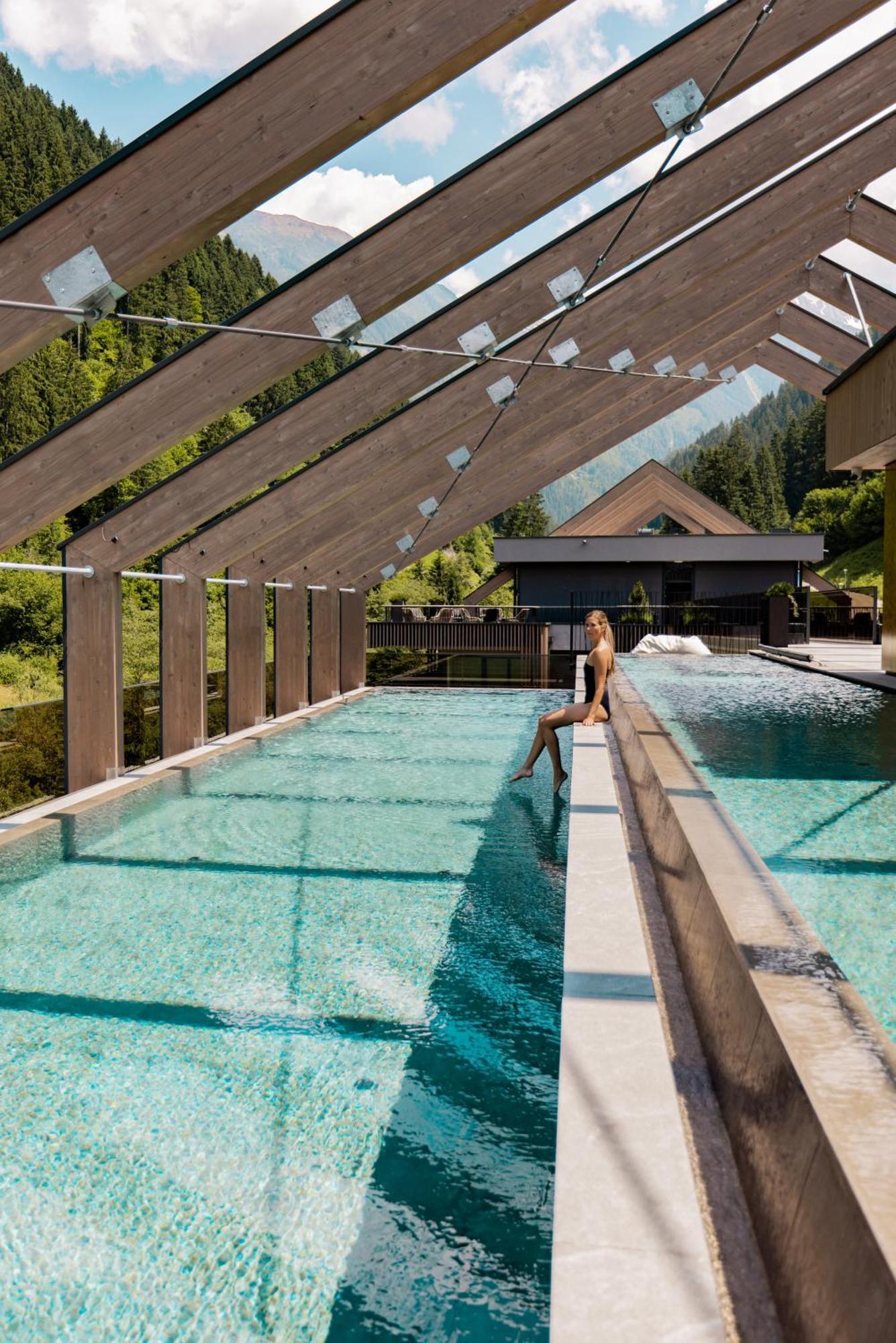 Zillergrundrock Luxury Mountain Resort مايرهوفن المظهر الخارجي الصورة