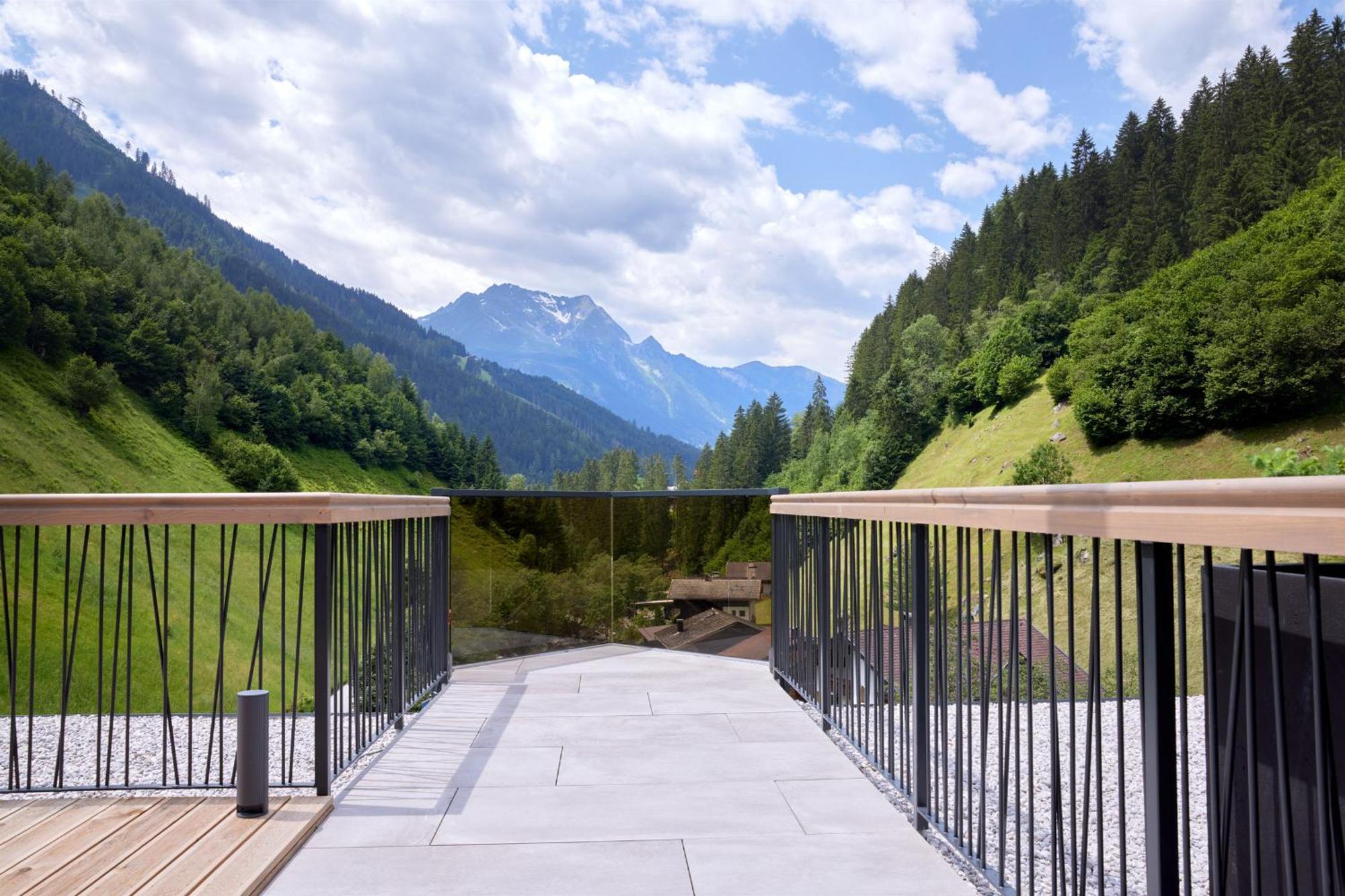 Zillergrundrock Luxury Mountain Resort مايرهوفن المظهر الخارجي الصورة