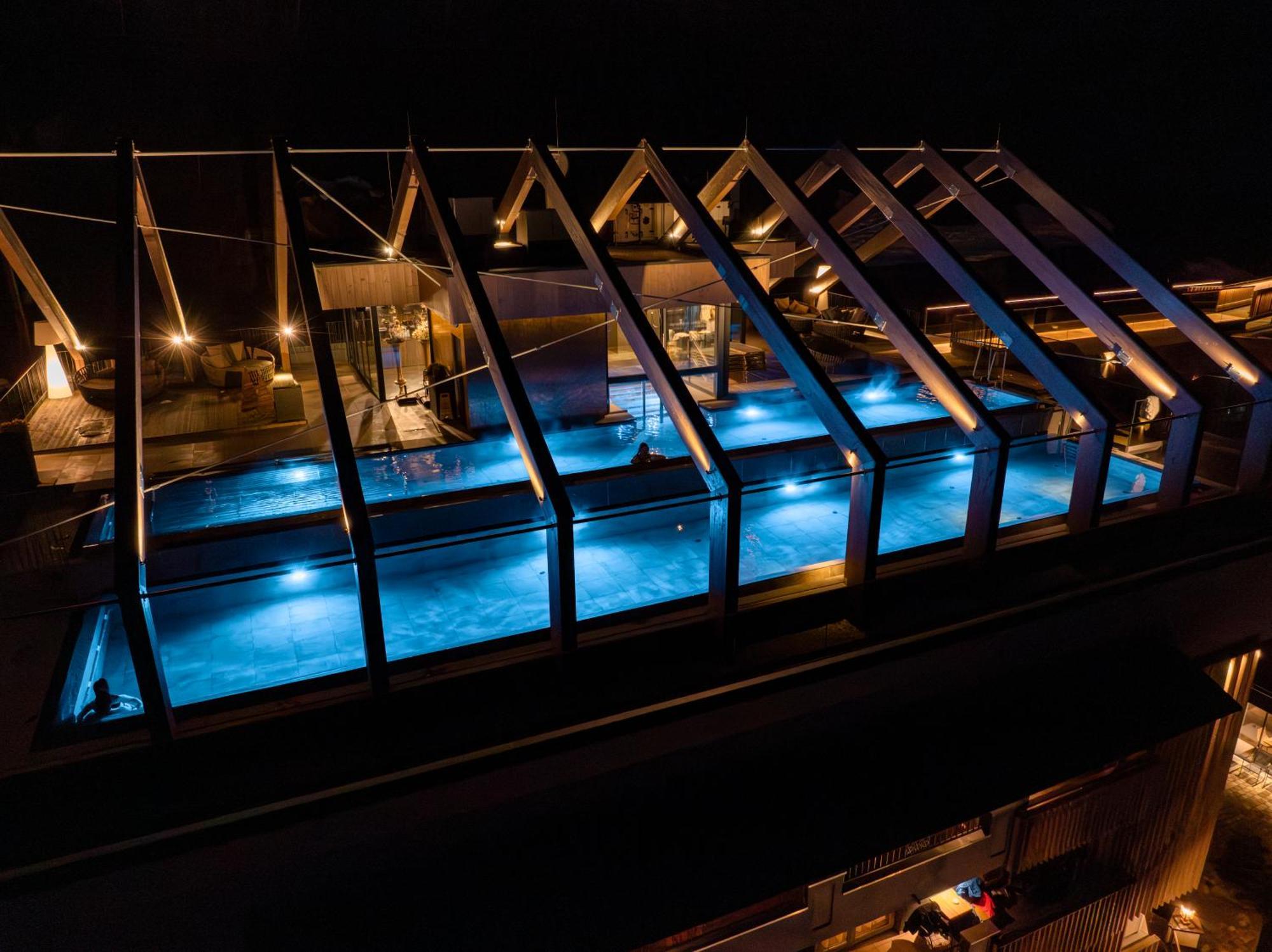 Zillergrundrock Luxury Mountain Resort مايرهوفن المظهر الخارجي الصورة